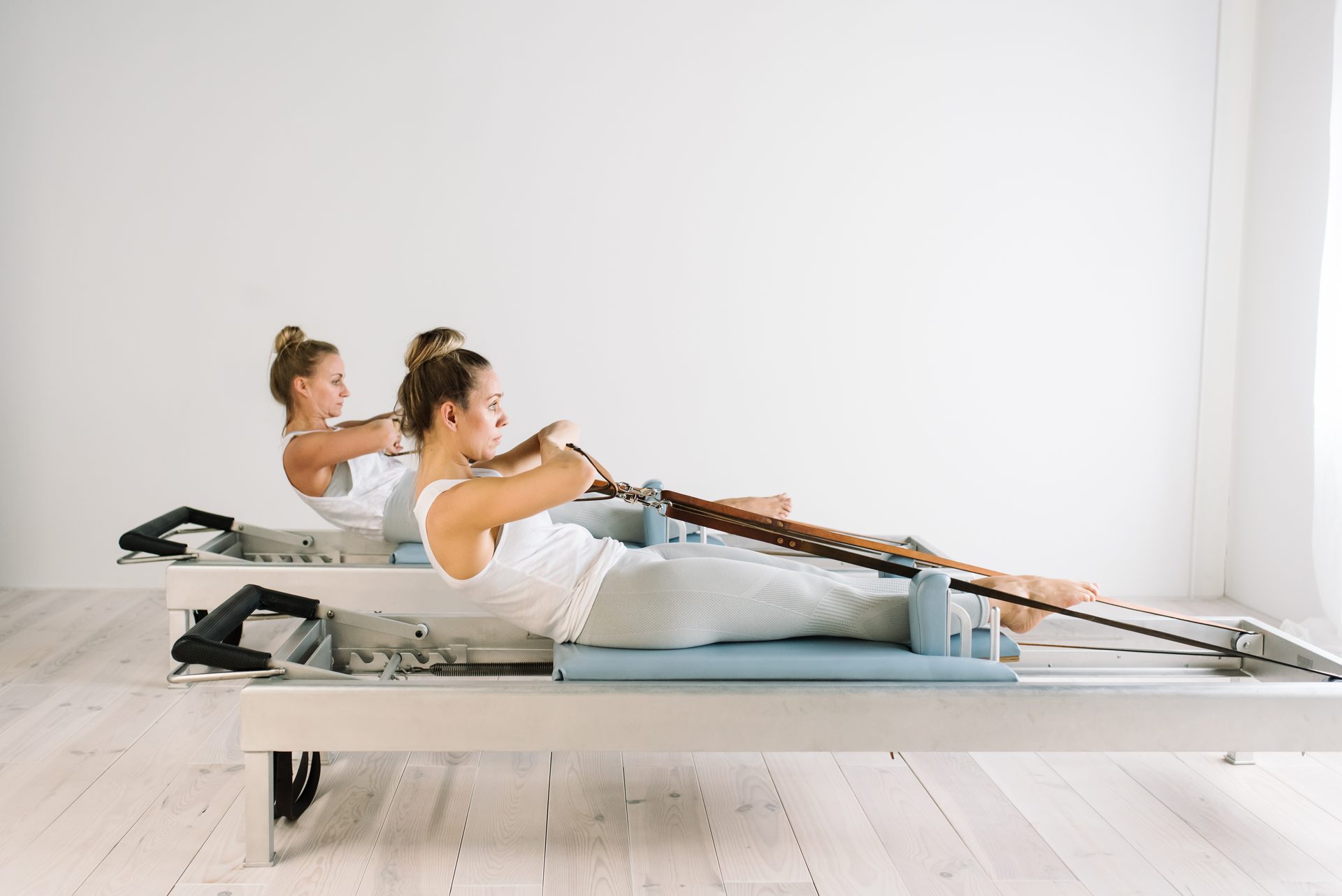 Reformer Pilates oefening — Just Pilates Woerden